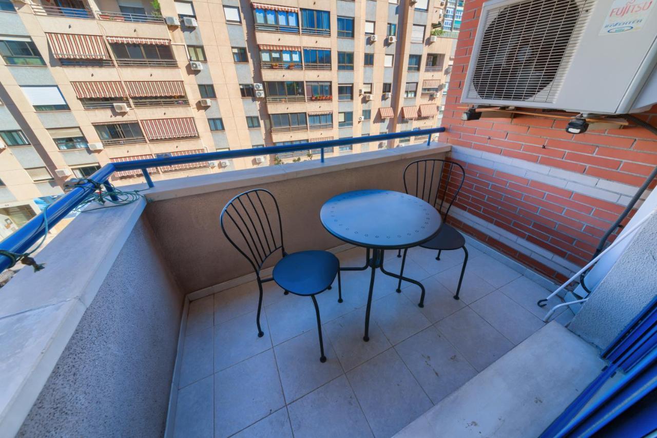 Holidays2Malaga Ayala 450 Mts From Beach & Terrace Exterior foto